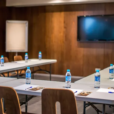 酒店 埃菲尔艺术酒店 3*