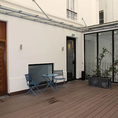 埃菲尔艺术酒店 3*