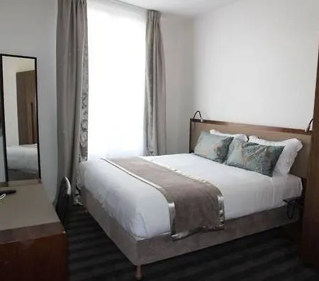 埃菲尔艺术酒店 3* 巴黎