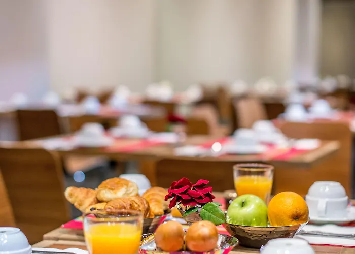 Art Eiffel 3* Παρίσι