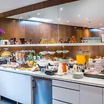 Отель Art Eiffel