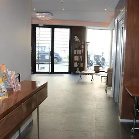 Art Eiffel 3* Paříž