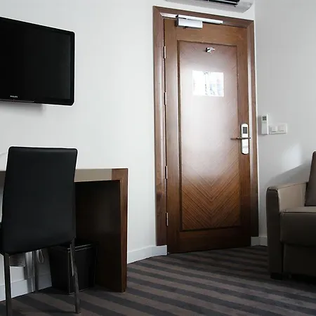 Art Eiffel 3* Paříž