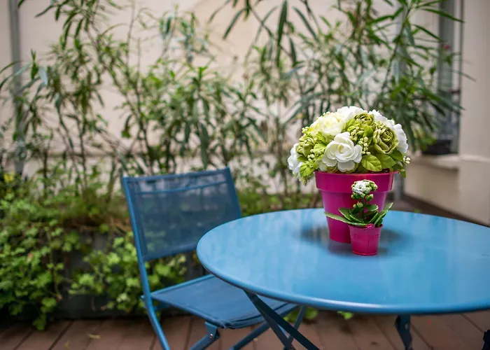 Art Eiffel Отель Париж