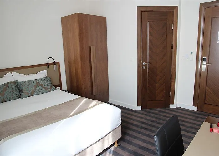 Hotel Art Eiffel Paris