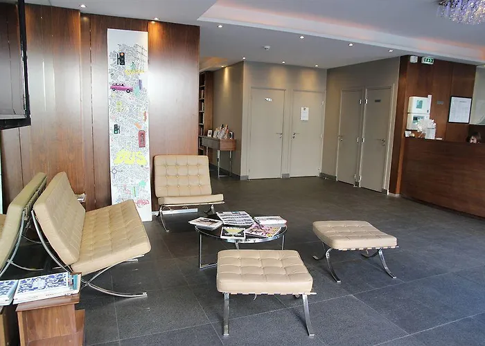 Отель Art Eiffel