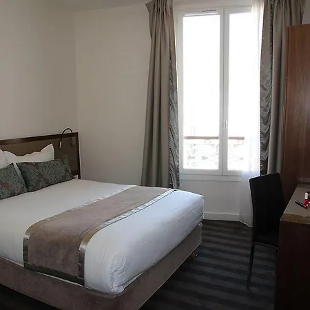 Art Eiffel Hotel París