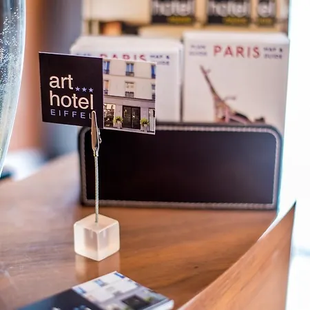 Art Eiffel Hotel Paris